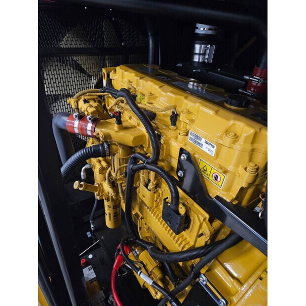 2025 Caterpillar C9 - DE250E0-47252122