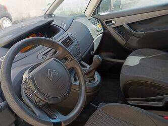 2010-citroen-c4-1454274-47265318