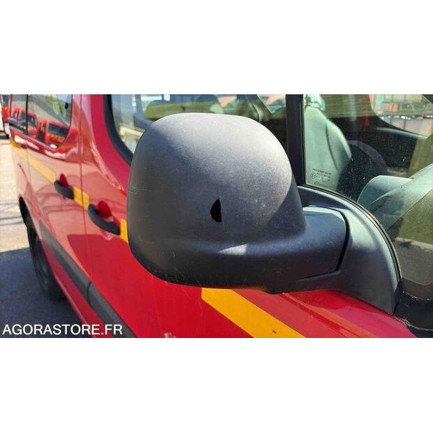 2013 Peugeot PARTNER-47265527