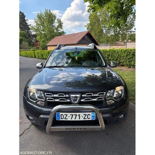 2016 Dacia DUSTER-47265592