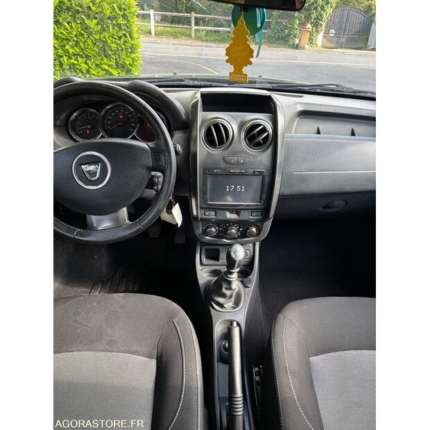 2016 Dacia DUSTER-47265597