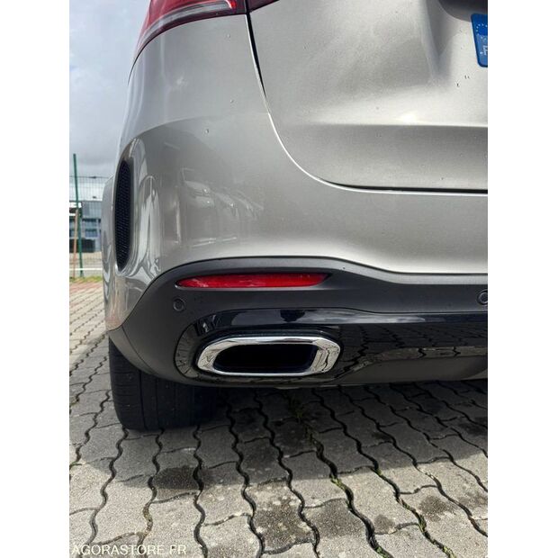 Mercedes-Benz-47265638
