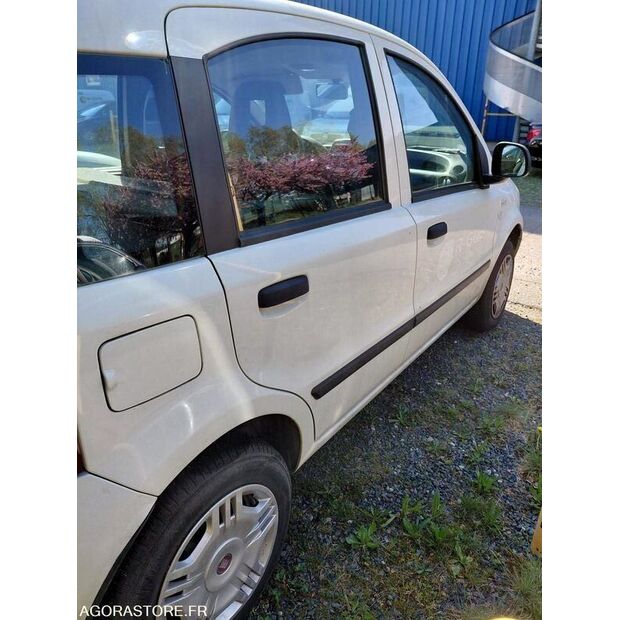2012 فيات Panda-47265677