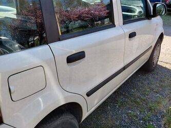 2012-fiat-panda-1454290-47265677