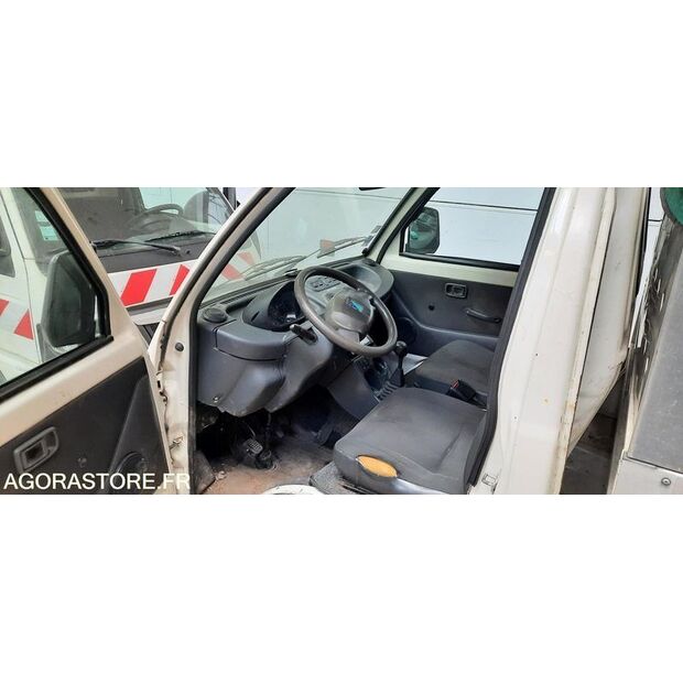 2017 Piaggio Porter-47265925