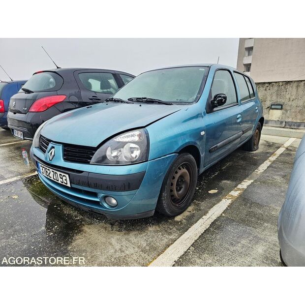 2005 Renault Clio-47266125