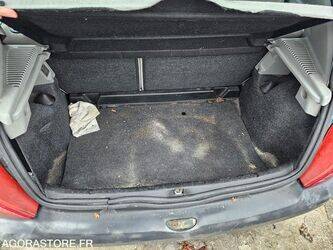 2005-renault-clio-1454313-47266140