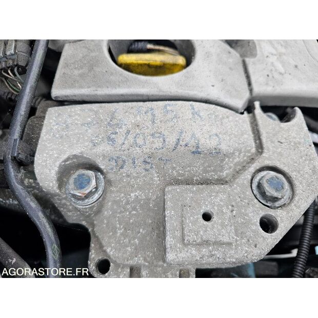 2005 Renault Clio-47266145