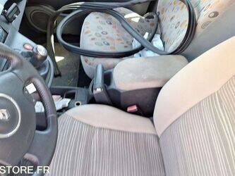 2011-renault-kangoo-1454320-47266291