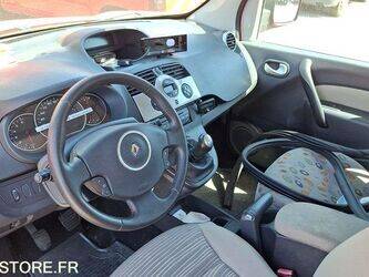 2011-renault-kangoo-1454320-47266292