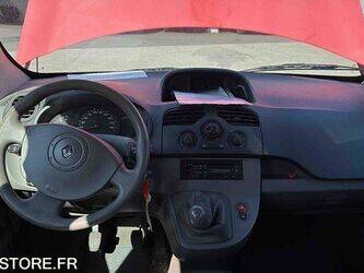 2010-renault-kangoo-1454325-47266421