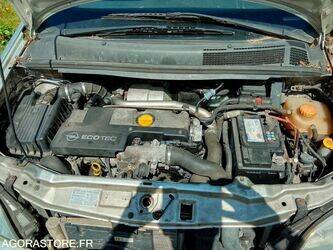 2004-opel-zafira-47266540