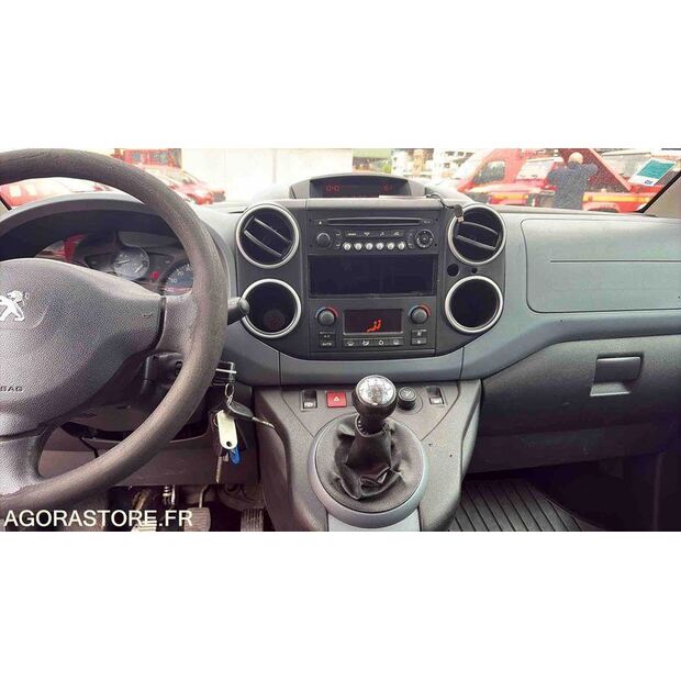 2013 Peugeot PARTNER-47266715