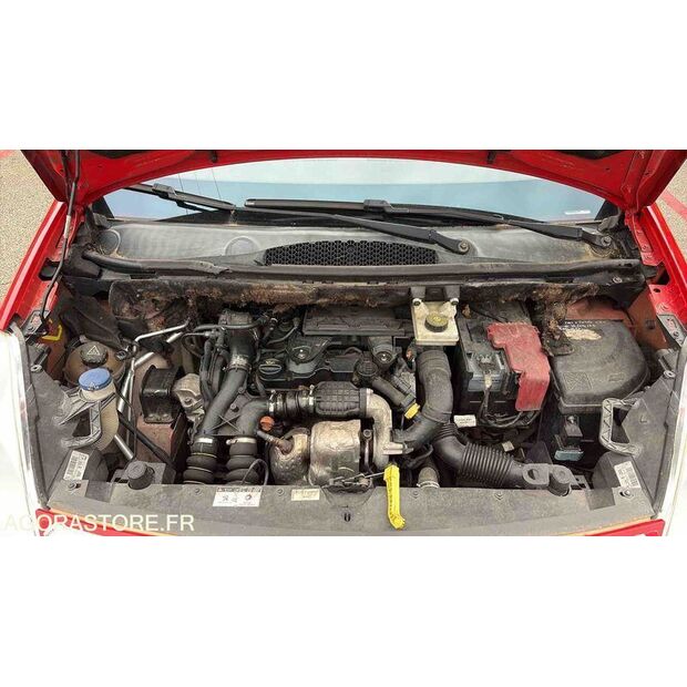 2013 Peugeot PARTNER-47266721