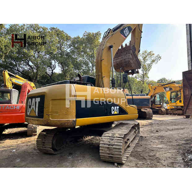 2021 Caterpillar 320D-47267327