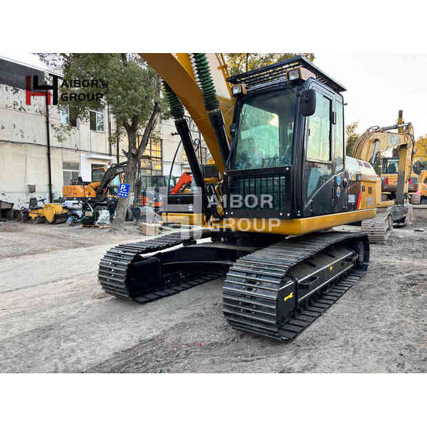 2025 Caterpillar 320D-47268825