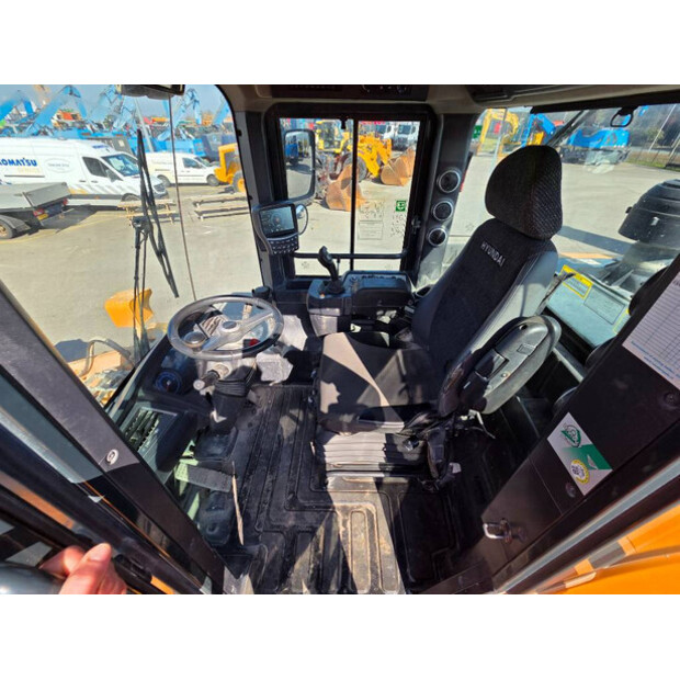 2019 Hyundai HL 940-47268892