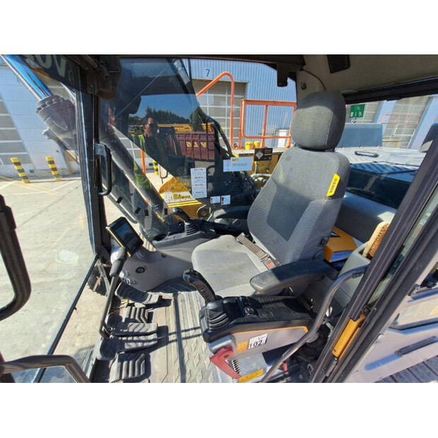 2017 Volvo EC220EL-47269506