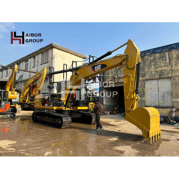 2025 كاتربيلر 320D-47270082