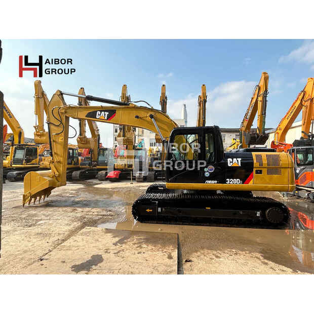 2025 كاتربيلر 320D-47270085