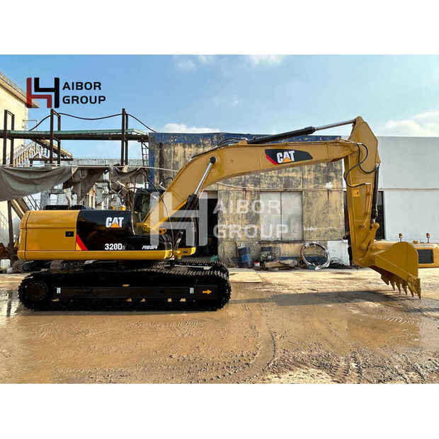 2025 كاتربيلر 320D-47270090