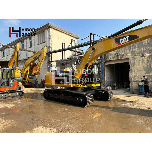 2025 كاتربيلر 320D-47270091