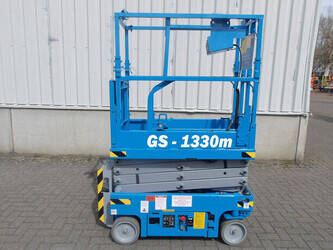Image for MATERIAL HANDLING 2020 Genie GS-1330M
