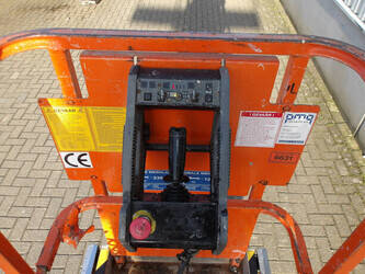 2007-jlg-1930es-1453839-47273764