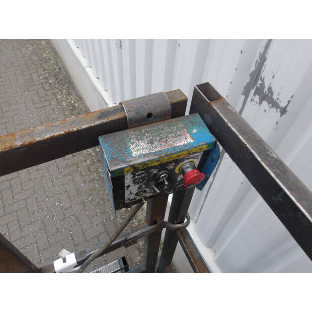 2003 Holland Lift Monostar Y-64EL8-47273823