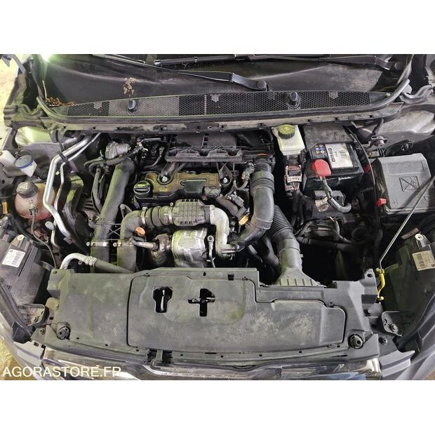 2013 Peugeot 308-47288463