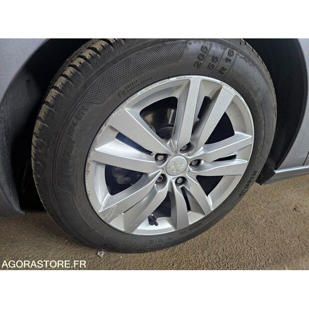2013 Peugeot 308-47288464