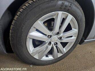 2013-peugeot-308-1454519-47288464