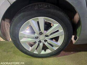 2013-peugeot-308-1454519-47288473