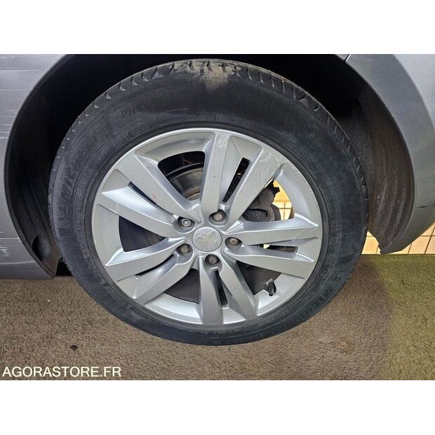 2013 Peugeot 308-47288477