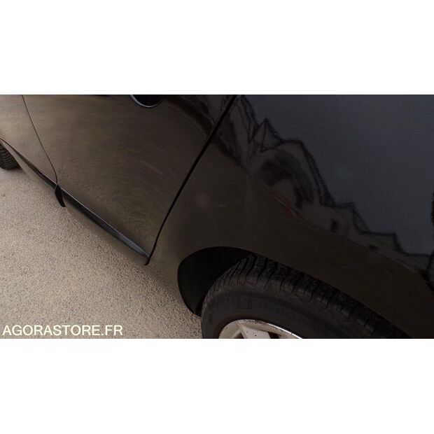 2011 Renault Megane-47288586