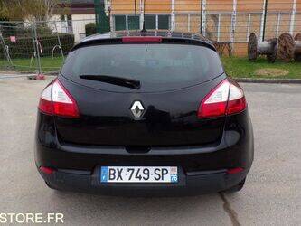 2011-renault-megane-1454521-47288593