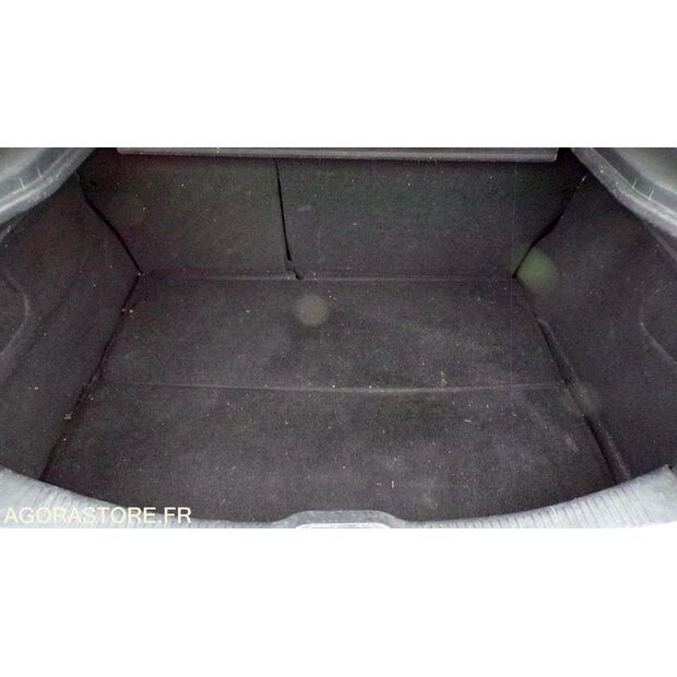 2011 Renault Megane-47288595
