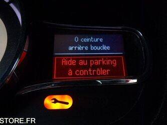 2011-renault-megane-1454521-47288601
