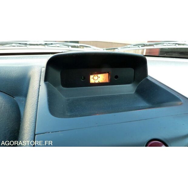 2003 سيتروين BERLINGO-47288673