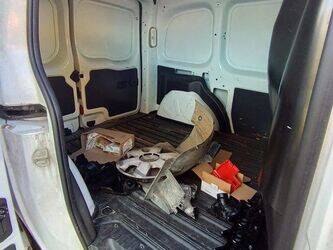 2013-renault-kangoo-1454527-47288693