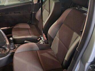 2011-peugeot-207-1454528-47288718