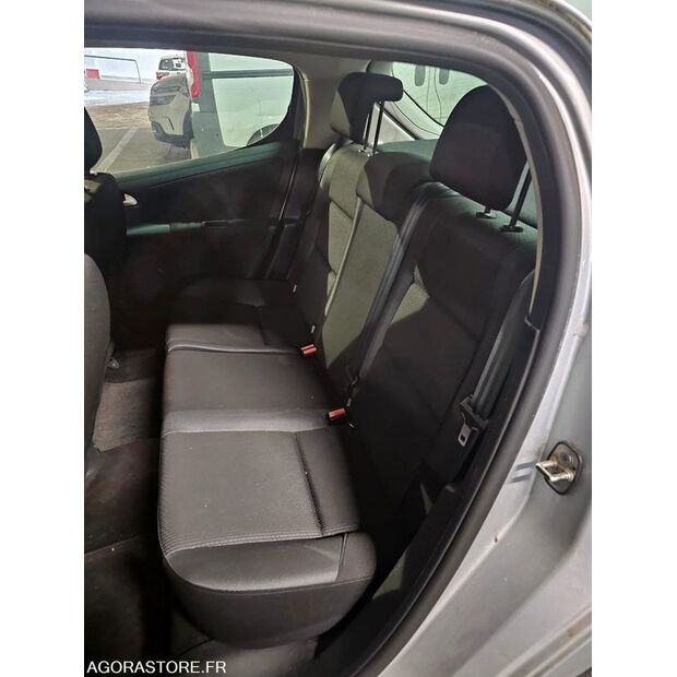 2011 Peugeot 207-47288724