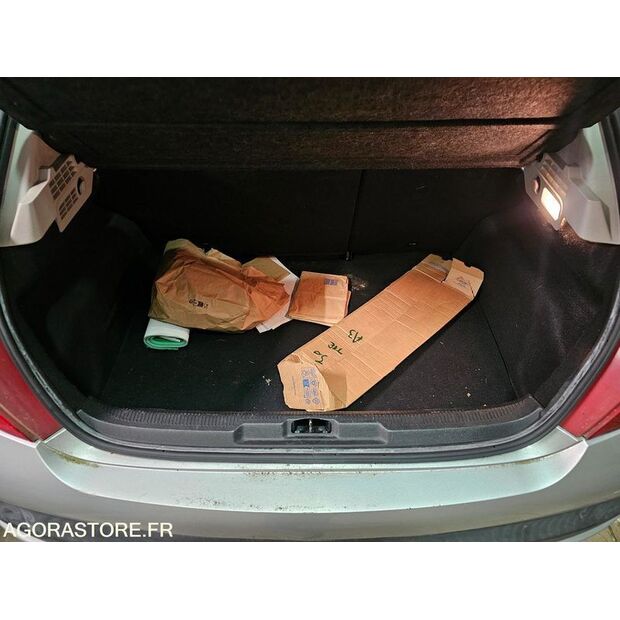 2011 Peugeot 207-47288725