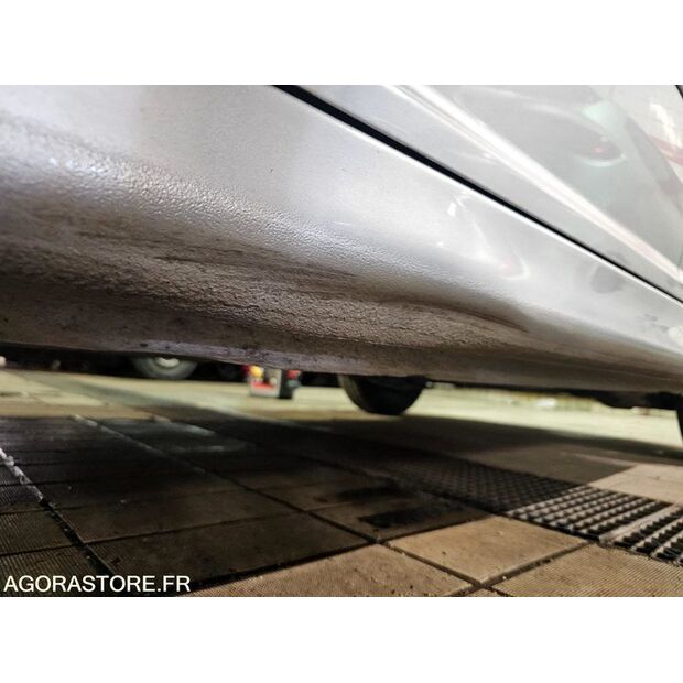 2011 Peugeot 207-47288743