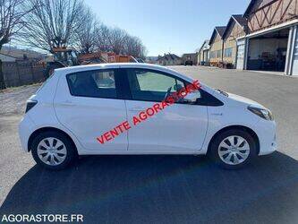 2013-toyota-yaris-1454530-47288808