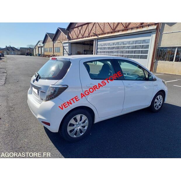 2013 Toyota Yaris-47288809