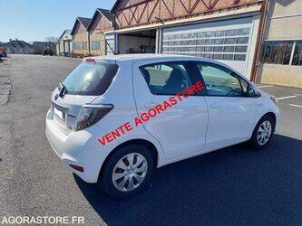 2013-toyota-yaris-1454530-47288809