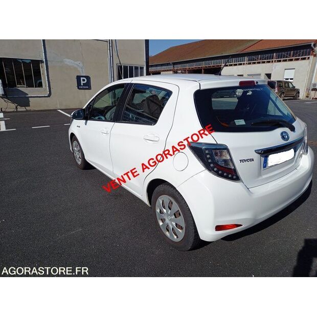 2013 Toyota Yaris-47288811