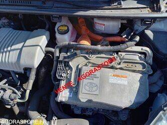 2013-toyota-yaris-1454530-47288828