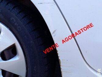 2013-toyota-yaris-1454530-47288831